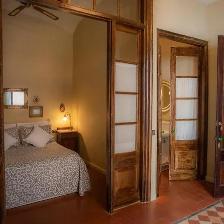 Hostalet Dels Indians Guest house