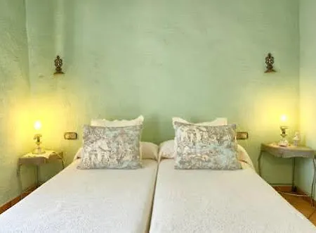 Guest house Hostalet Dels Indians
